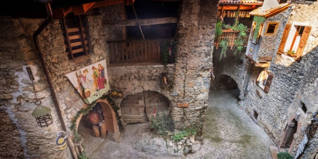 scorcio del Borgo di Tenno